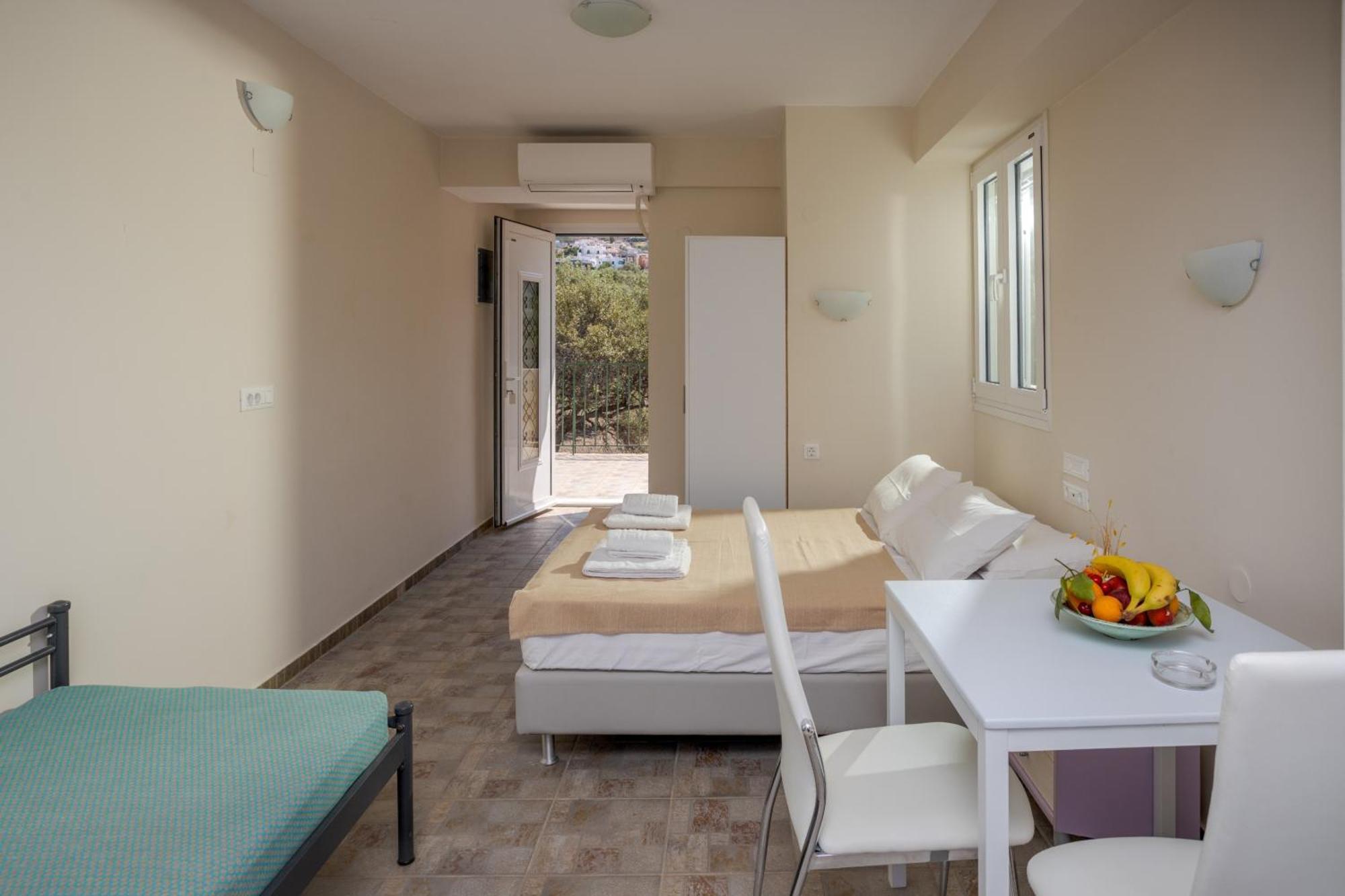Bellino Apartments "Adults Only" Hersonissos  Bagian luar foto